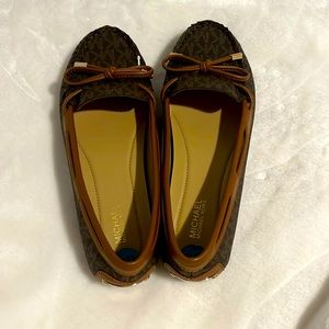 Brand new never work Michael kors loafers